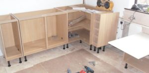 Кухонний гарнітур своїми руками: як зібрати кухню своїми руками