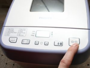 Як користуватися хлібопічкою: інструкція з експлуатації хлібопічки, нюанси використання, рекомендації