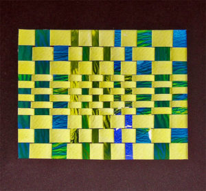 Як зробити килим з паперу своїми руками: що потрібно для виготовлення килимка.