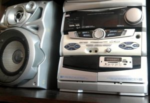 Модернізація старого музичного центру: як можна оновити музичний центр і що для цього потрібно.