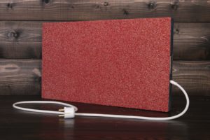 Плюси і мінуси кварцового обігрівача: види приладів, сфера застосування, критерії вибору.