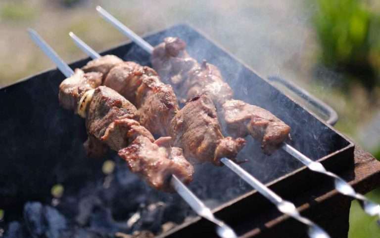 Де можна смажити шашлики зі своїм мангалом: у яких місцях заборонено розводити вогонь